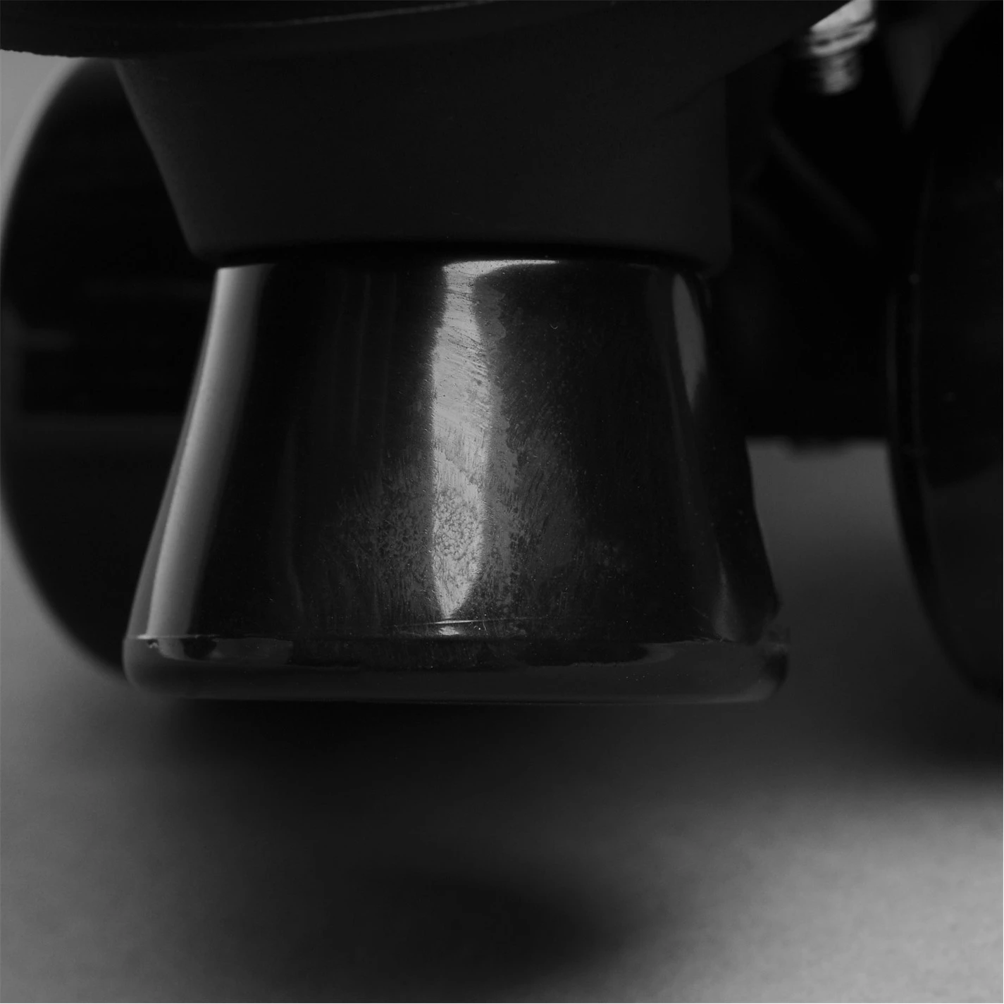 Figure Ladies Roller Skates - Image 8