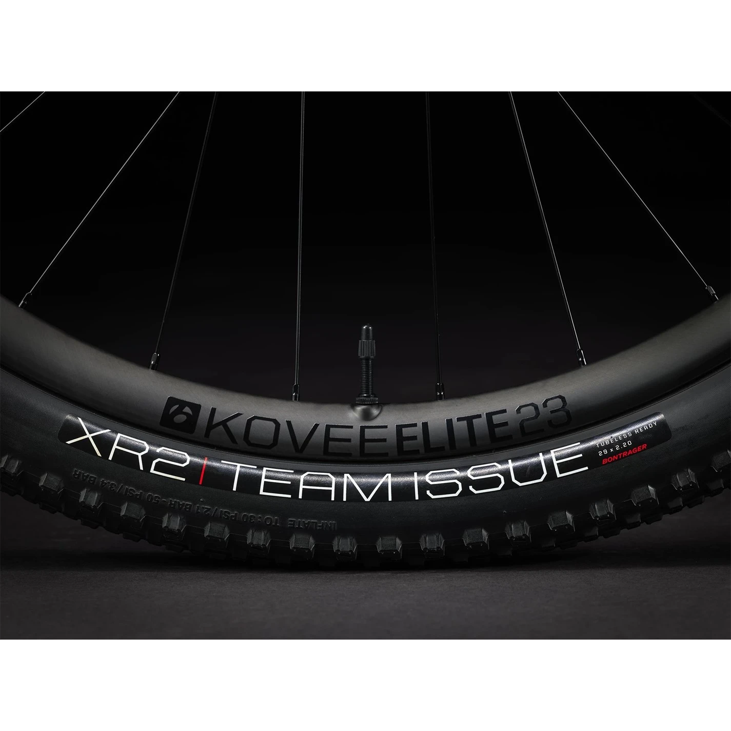 Trek Procaliber 9.7 Mountain Bike - Image 7