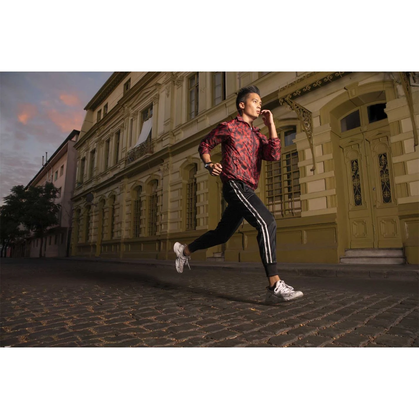 Garmin Forerunner 945 GPS Watch - Image 9