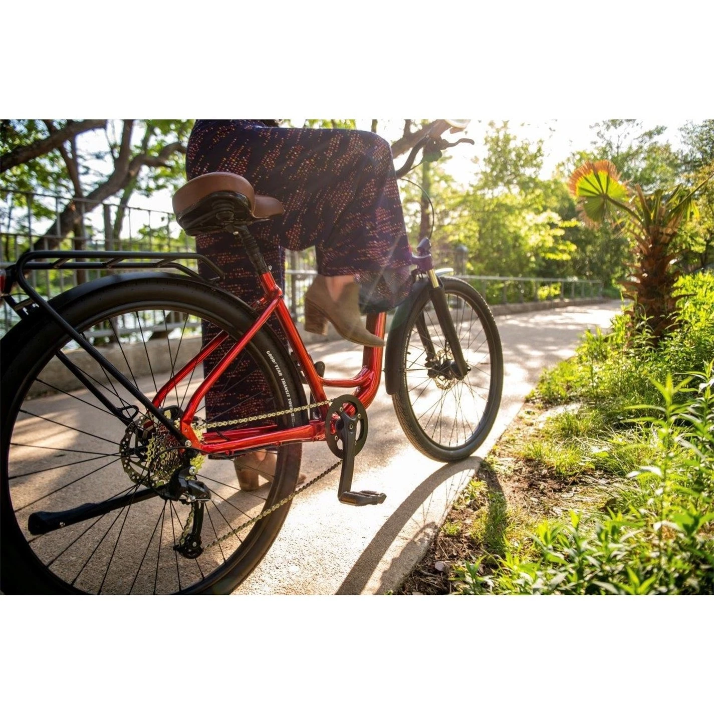 Cannondale Adventure 1 Hybrid Bike - Image 9