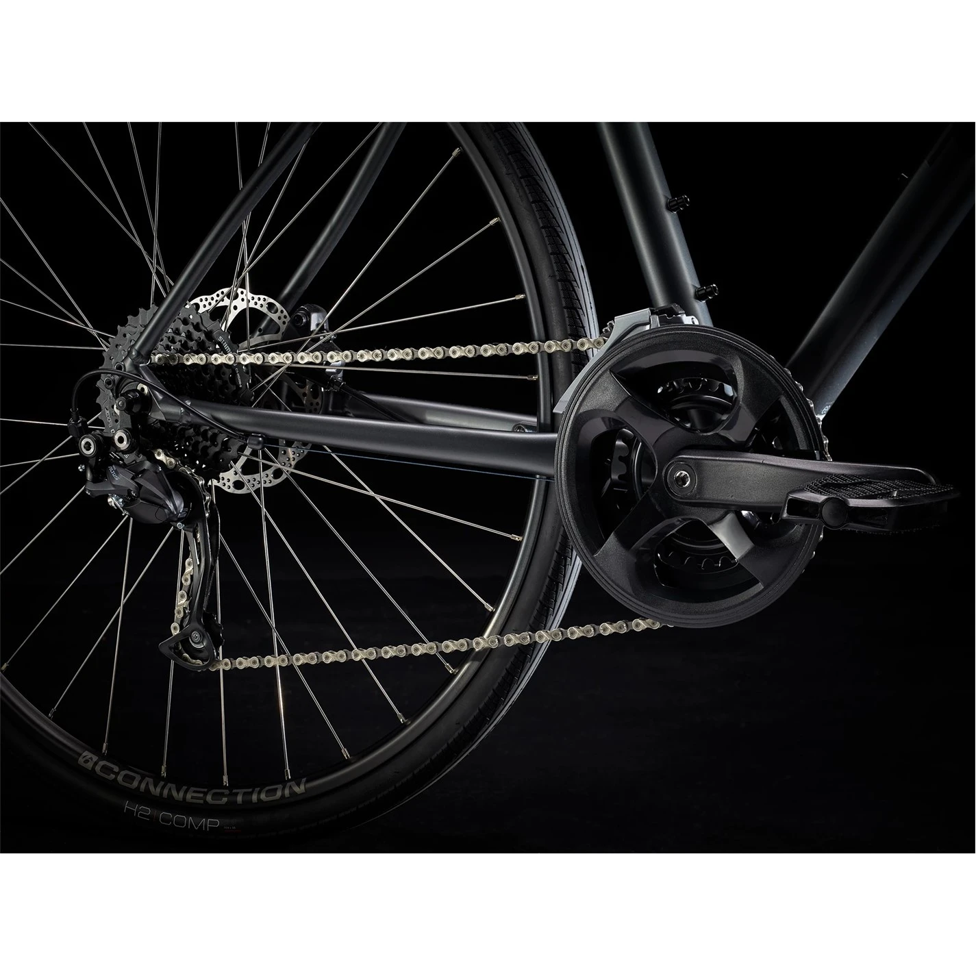 Trek FX 2 Disc Hybrid Bike - Image 7