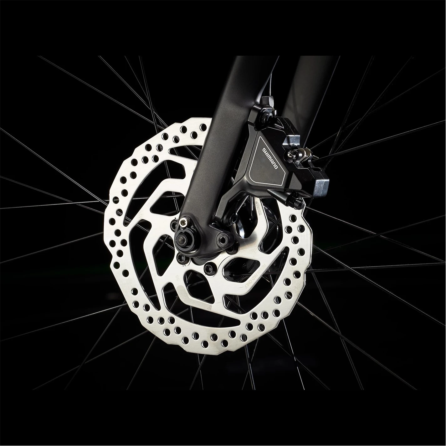 Trek FX 2 Disc Women's Hybrid Bike - Image 6