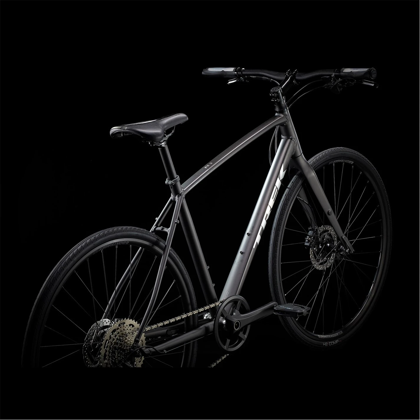 Trek FX 3 Disc Hybrid Bike - Image 3