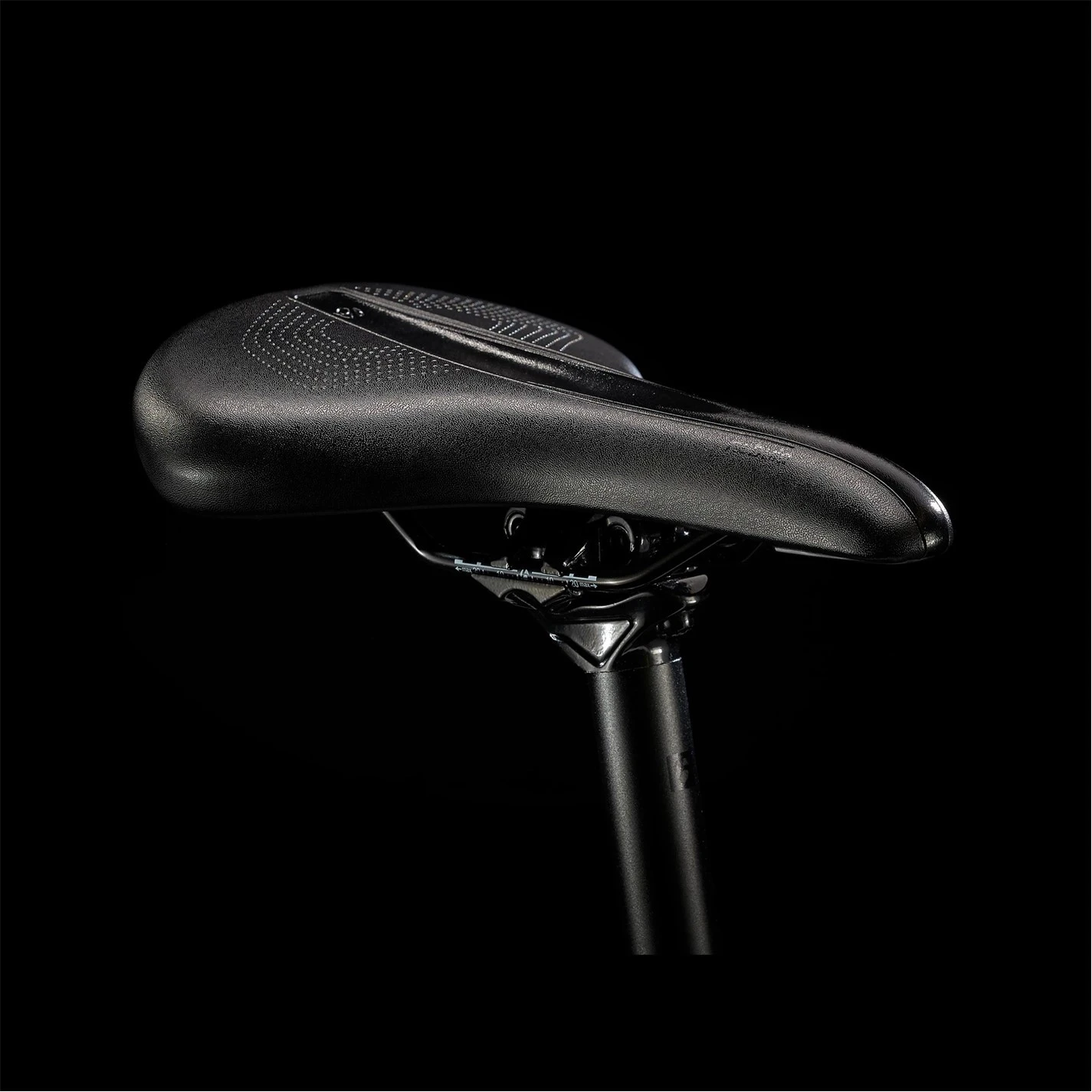 Trek FX 3 Disc Hybrid Bike - Image 9